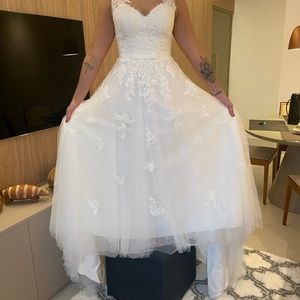 Wedding dress. Alma Novia